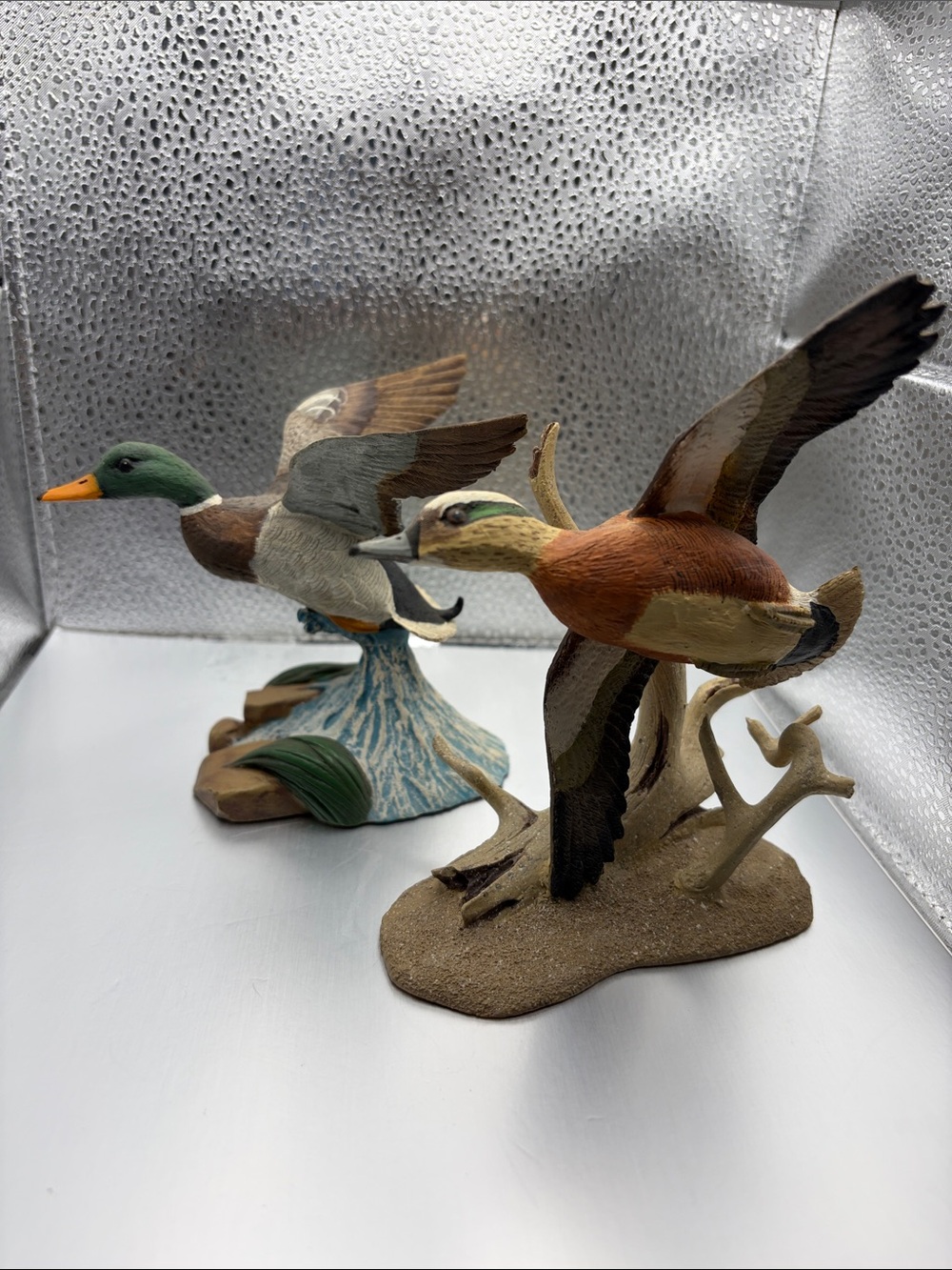 Set of two duck figurines. Cold cast resin, perfect condition. From 1980s